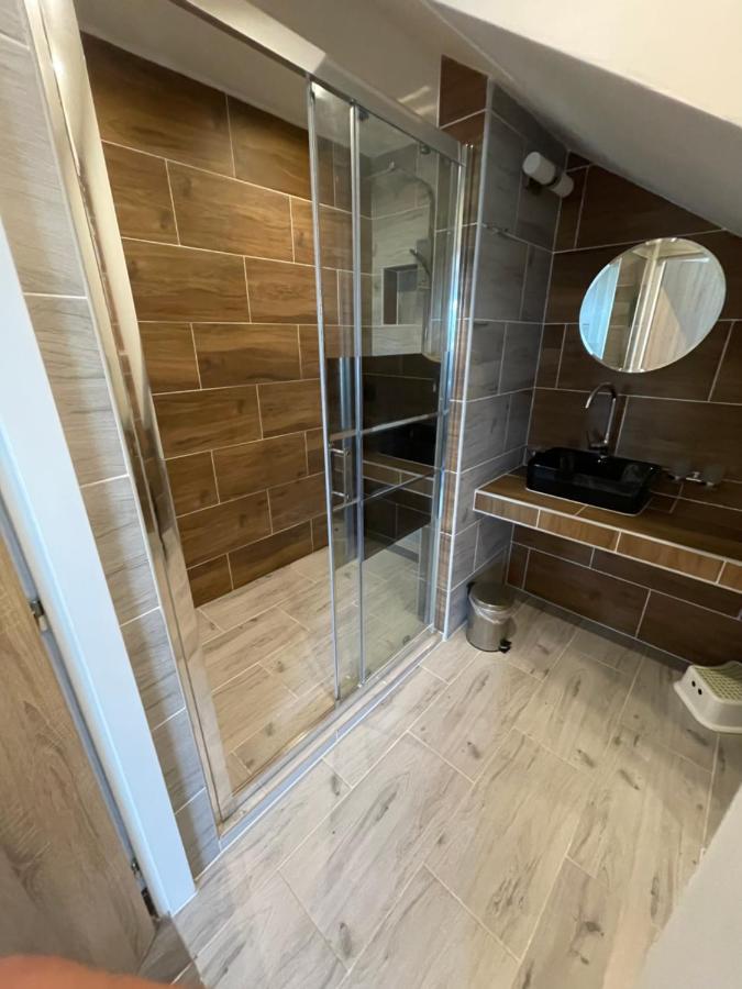 Maxovo Království Apartamento Rovensko pod Troskami Exterior foto