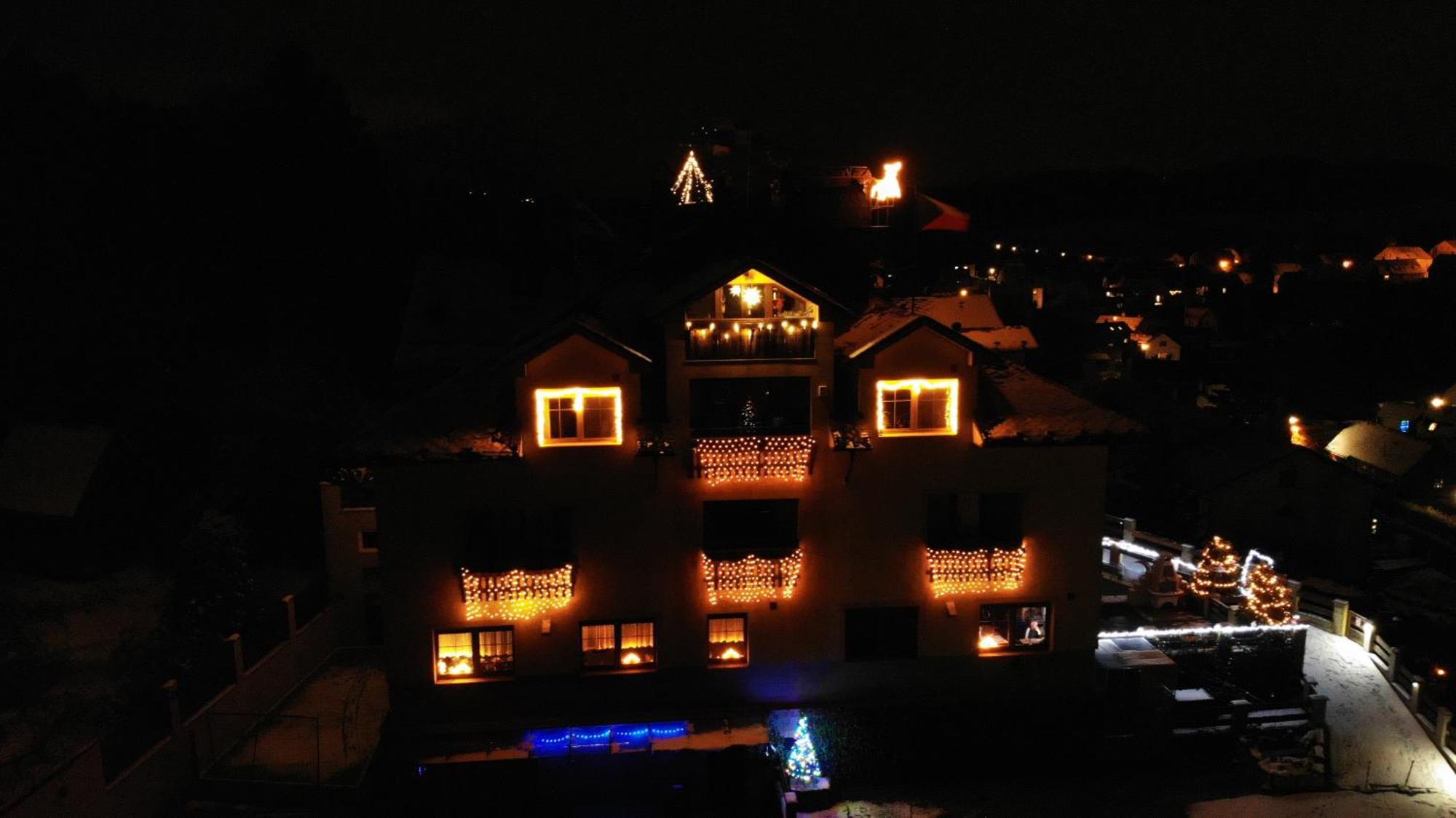Maxovo Království Apartamento Rovensko pod Troskami Exterior foto