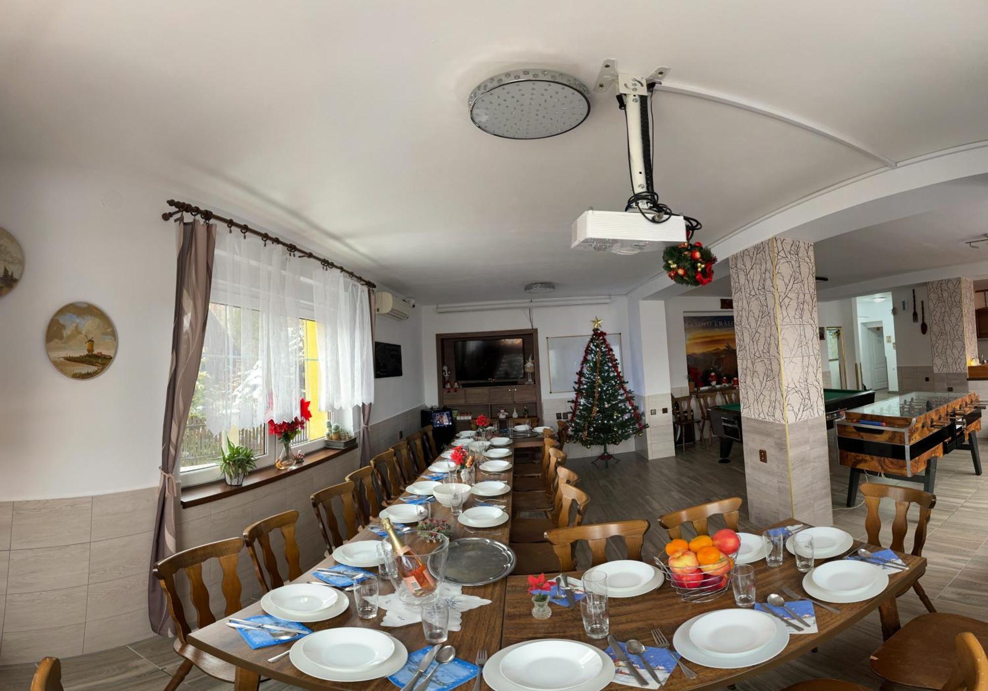 Maxovo Království Apartamento Rovensko pod Troskami Exterior foto